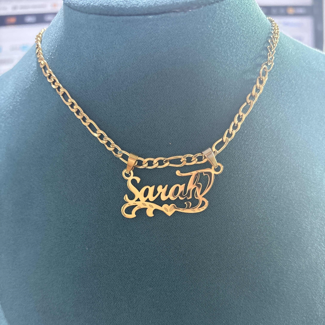 Custom Figaro Chain Heart Name – Name Necklace Custom recenzja i cena