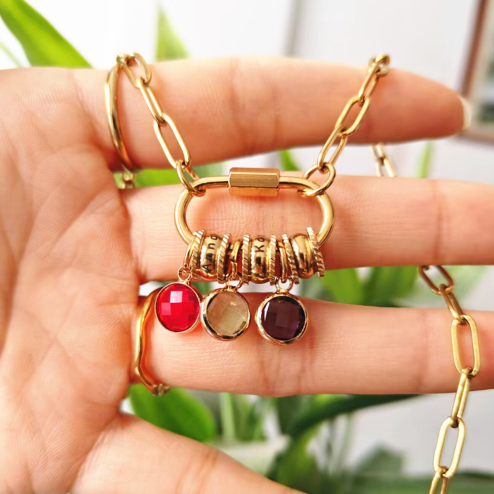 Custom Carabiner Name Charm Ne – Birth Flower Necklace recenzja i cena