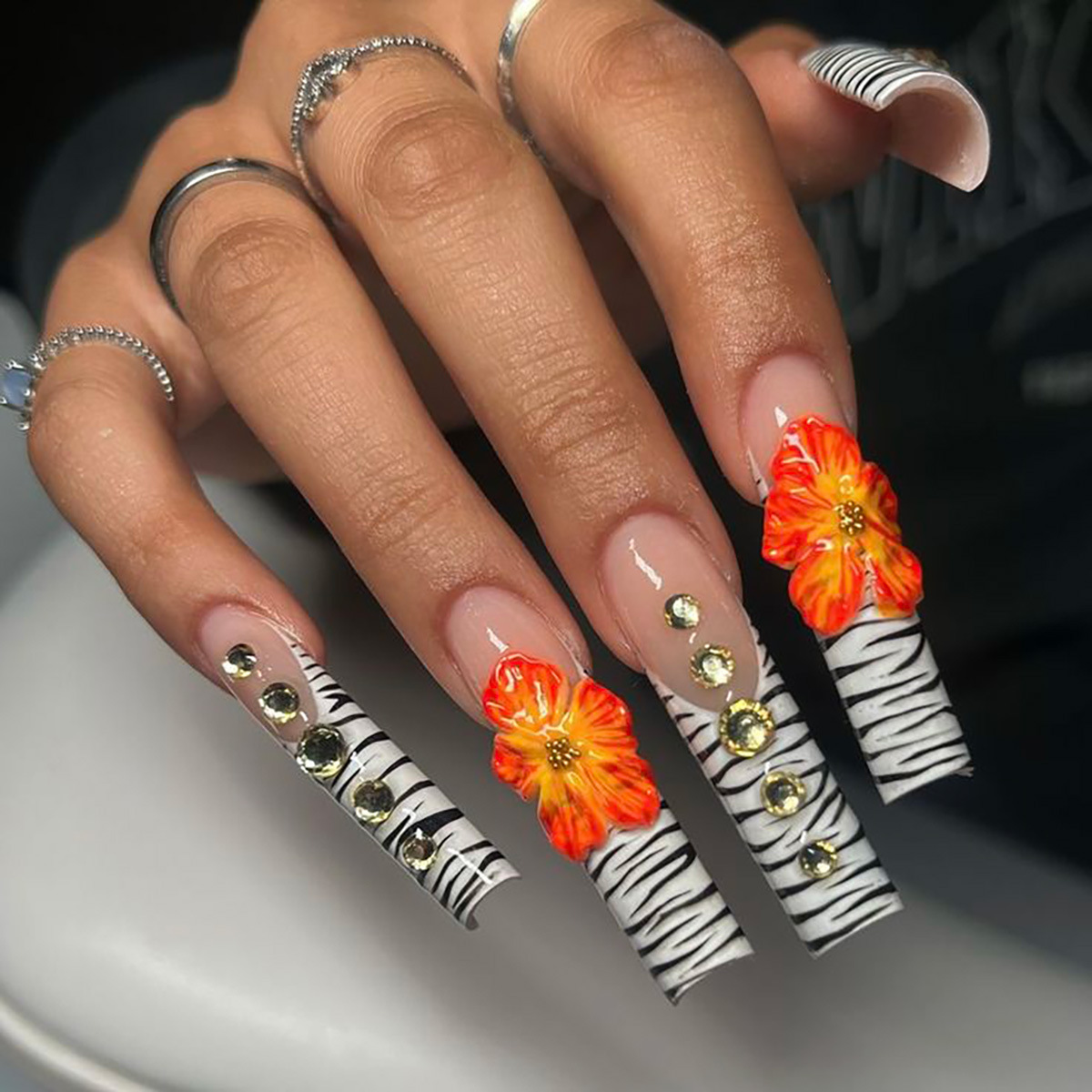 24pcs Flower Press on Nails Ar – Pressed Flower Art recenzja i cena